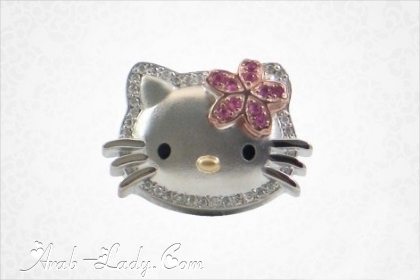 زيني طفلتك بإكسسوارات hello kitty