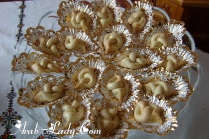 تشكيلة رائعة من الحلويات المغربية