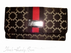محافظ للسيدات من Tommy Hilfiger