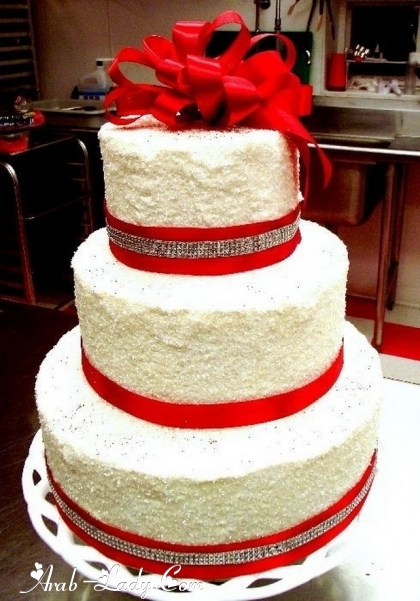 كيكات زفاف مذهلة باللون الأبيض و الأحمر