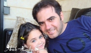 صور الفنانين مع عائلتهم لم تشاهدوها من قبل