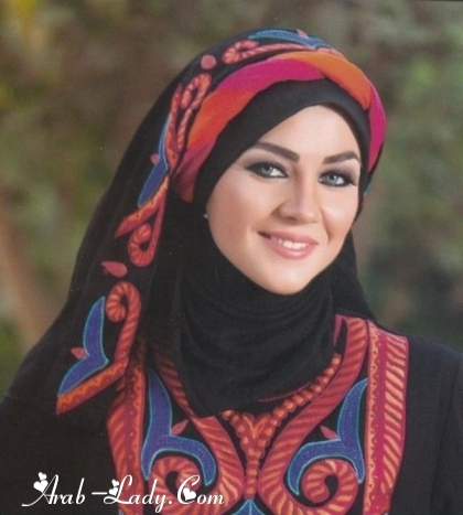 لفات طرح للعبايات لخبيرة التجميل رانية نصر لفات طرح للعبايات لخبيرة التجميل رانية نصر