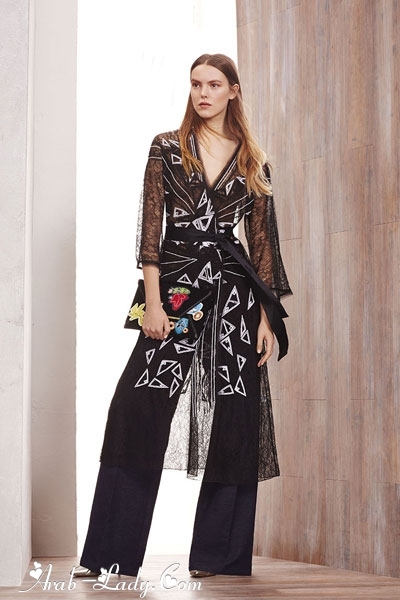 أزياء BCBG Max Azria خيارات محتشمة تناسب زوقك أزياء BCBG Max Azria خيارات محتشمة تناسب زوقك