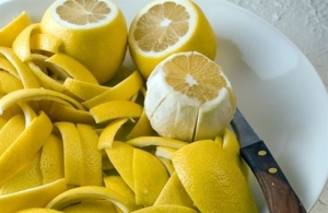 الليمون يعالج اصفرار الأسنان بسرعة وسهولة