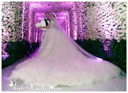 تشكيلة فساتين زفاف فخامة وروعة في التصميم