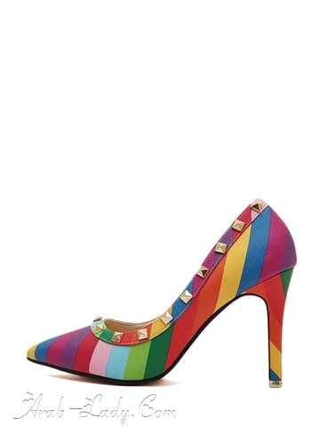 مجموعة جديدة من الأحذية بألوان الفراشات الزاهية