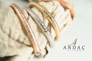 مجموعة مجوهرات راقية ومميزة من ANDAC