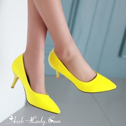   إطلاق تشكيلة راقية من الأحذية باللون الأصفر لتواكب موضة ربيع 2017 