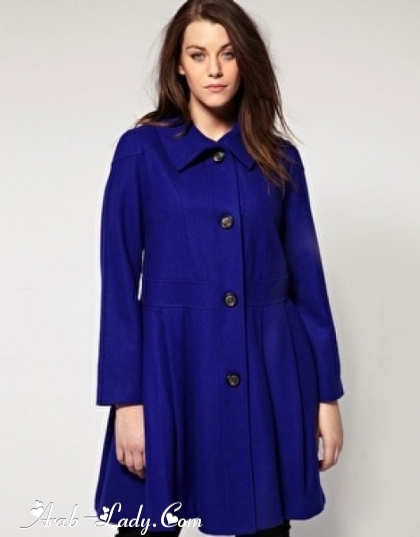  اختاري المعطف الشتوي بلمسة الأزرق الملكي كصيحة جديدة في 2017 