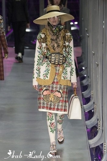 بالصور .. Gucci تقدم كرنفالاً مذهلاً من تصميمات الأزياء