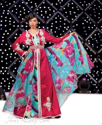 تشكيلة مميزة من القفطان المغربي تدخل ساحة الموضة الربيعية