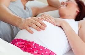 معتقدات خاطئة حول ممارسة العلاقة أثناء الحمل