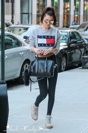 بالصور| أخطاء النجوم في ارتداء الـ Leggings .. تجنبيها بالصور| أخطاء النجوم في ارتداء الـ Leggings .. تجنبيها