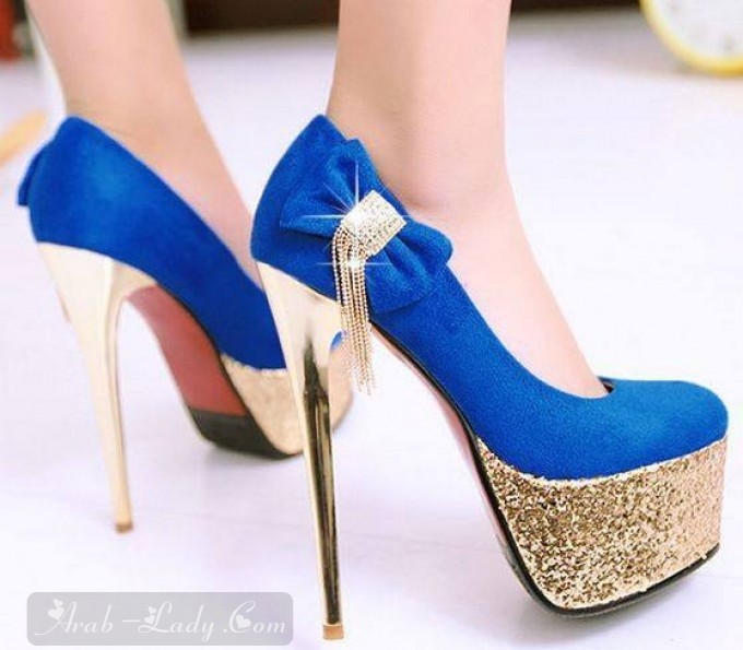 أحذية كعب باللون الأزرق .. فقط لعاشقات التميز