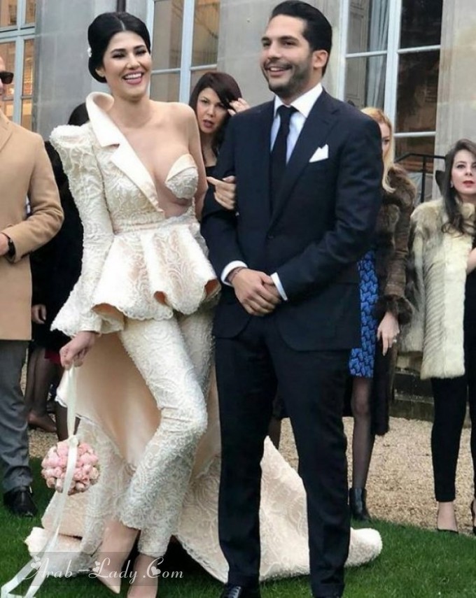 إطلالة الممثلة التونسية مرام بن عزيزة في يوم زفافها.. ستصدمك