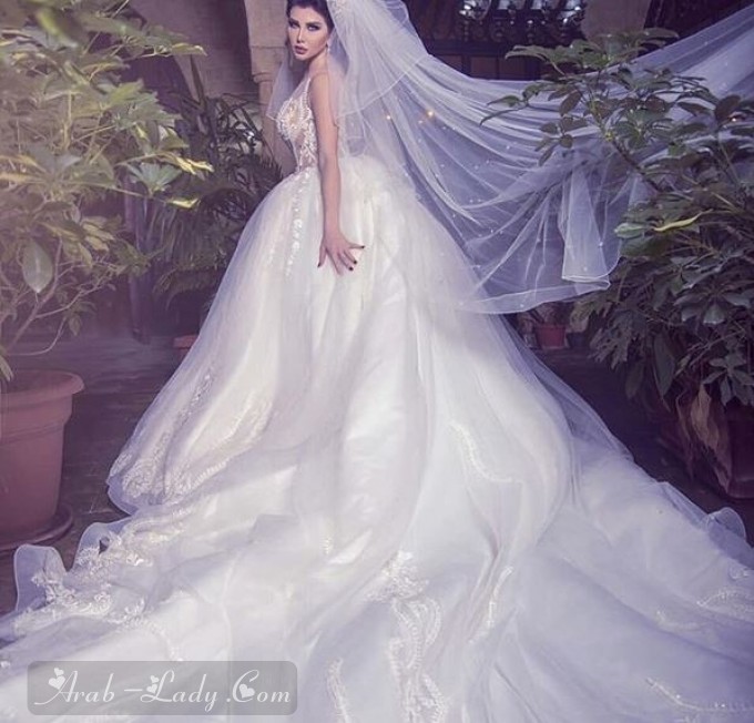 من هي الفنانة الأجمل بفستان الزفاف الأبيض !