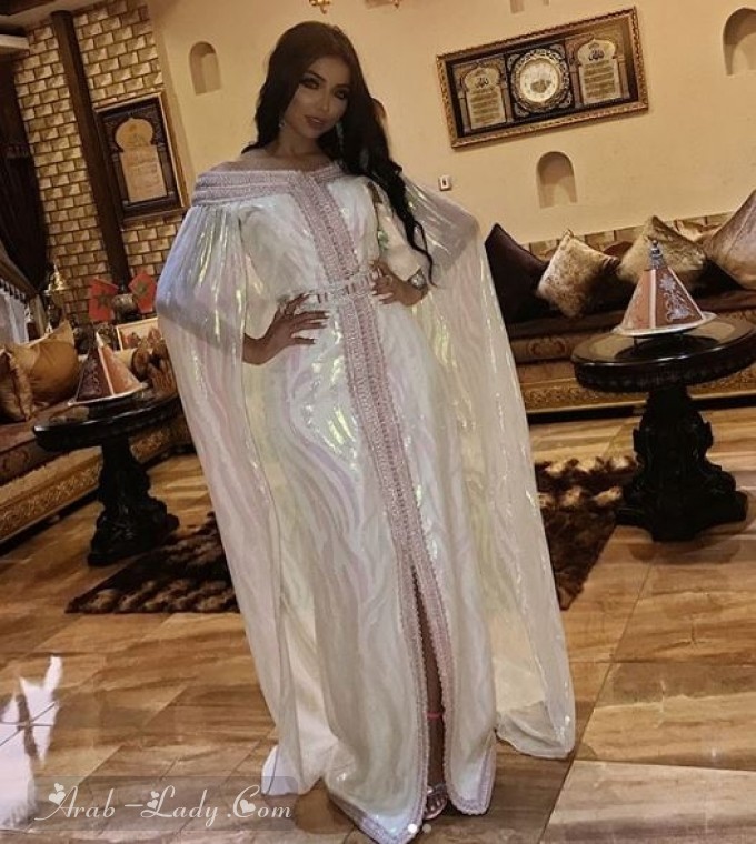 من هي