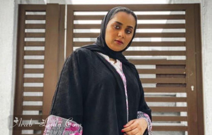 أحدث صيحات الموضة في عالم العبايات الخليجية وموديلات عبايات أنيقة لعام ٢٠٢٠