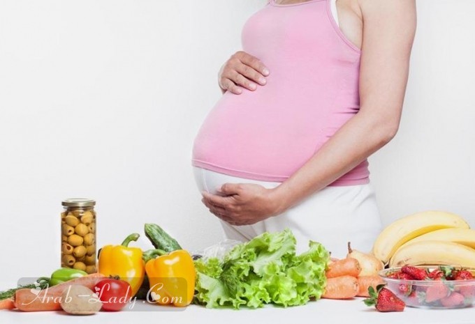 تعرفي على أهم الفواكه المفيدة للحامل في الأشهر الأولى