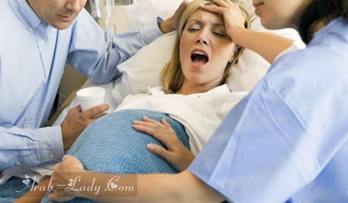 تجربي مع الولادة القيصرية من ظهور العلامات حتى الشفاء