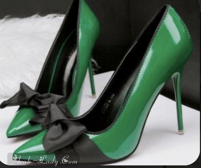 احذية كعب عالي باللون الأخضر بجميع درجاته
