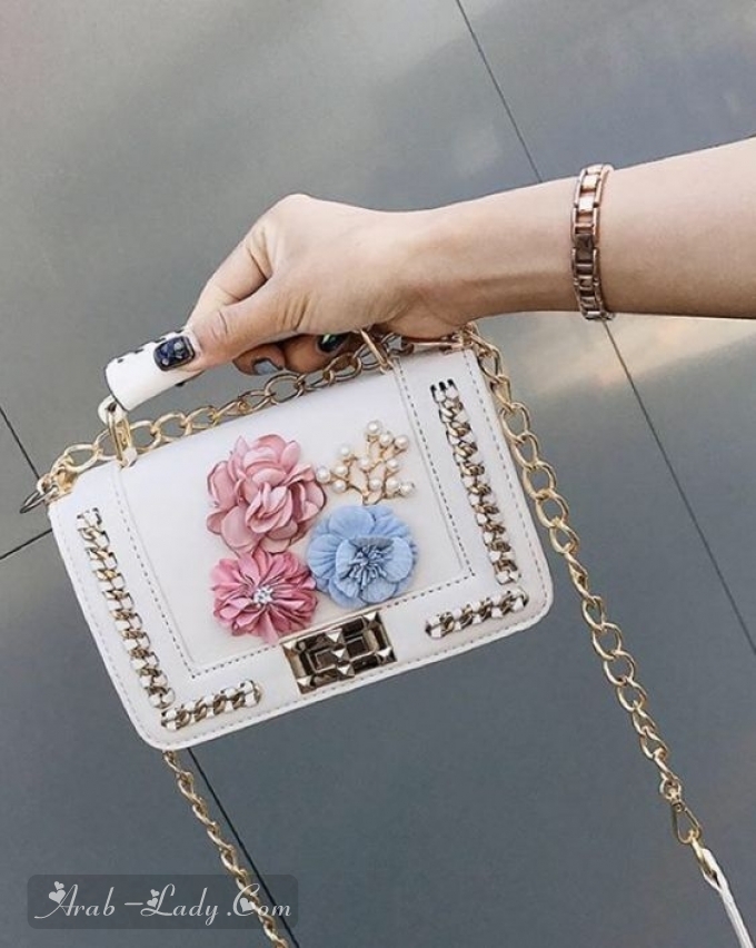 بالصور : حقائب اليد الصغيرة بتصاميم رائعة