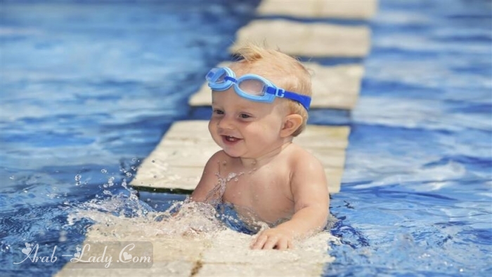 حماية الطفل من الأمراض أثناء السباحة إليك الحلول السهلة