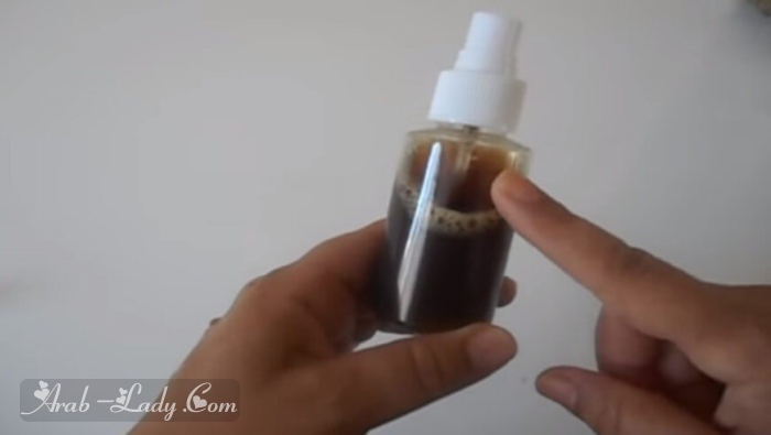 محلول عشبي طبيعي لإزالة الشيب وإعادة اللون الأصلي للشعر