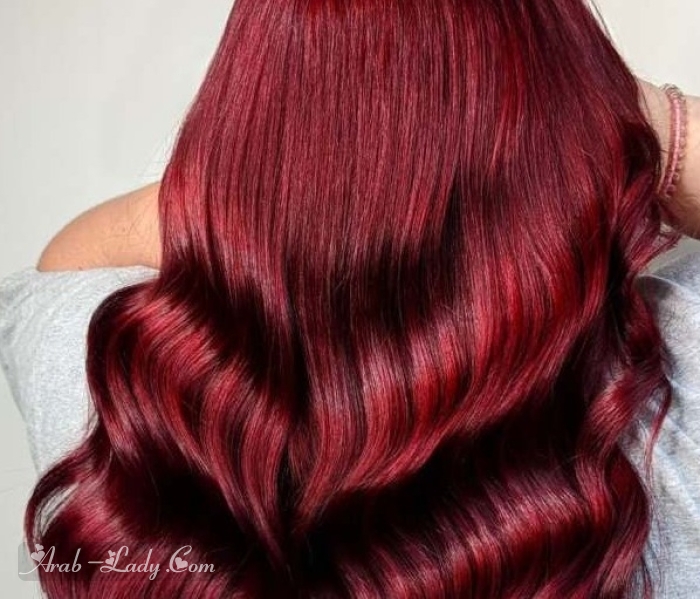 الشعر الأحمر القرمزي